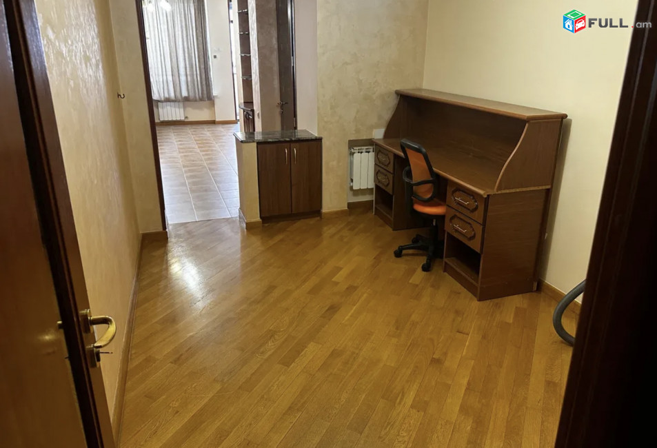 IN0615 Վարձով 5 սենյականոց բնակարան Ալեք Մանուկյան փողոցում