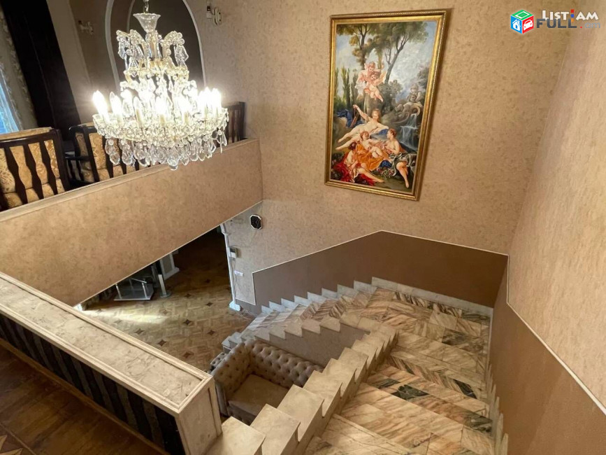 IN0618  Չորս հարկանի քարե տուն Այծեմնիկ Ուրարտուի փողոցում Նորք Մարաշում