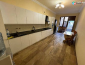 IN0618  Չորս հարկանի քարե տուն Այծեմնիկ Ուրարտուի փողոցում Նորք Մարաշում