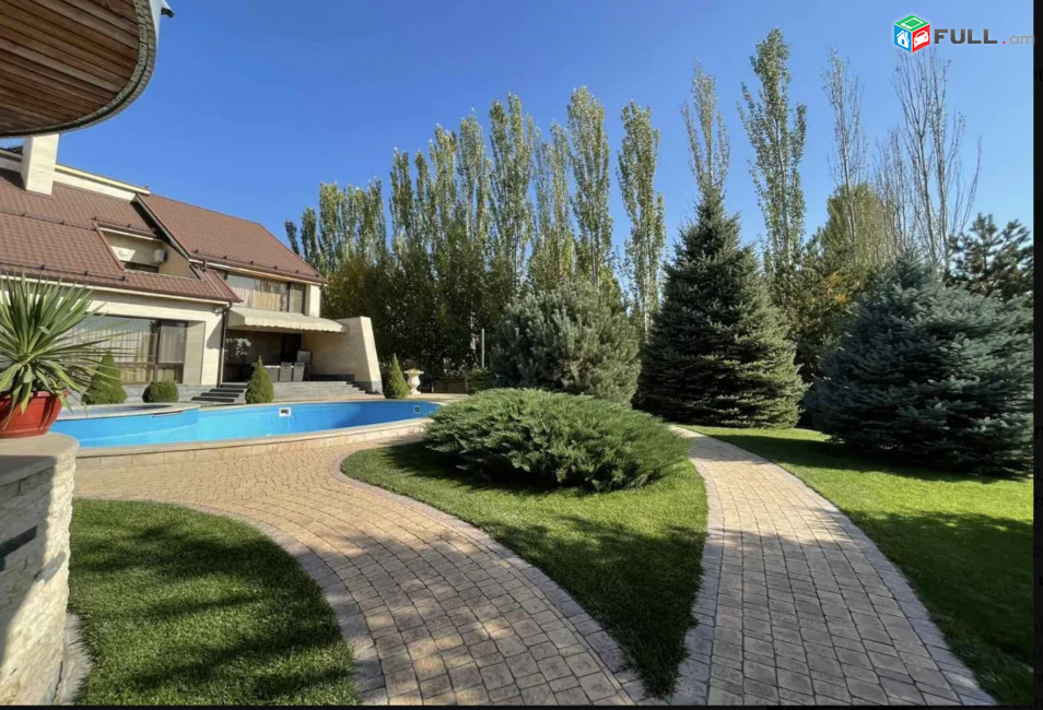 IN0623  Երեք հարկանի քարե տուն Ձորաղբյուրում, 600 քմ, 3+ սանհանգույց, մեծ հողամաս, կապիտալ վերանորոգված