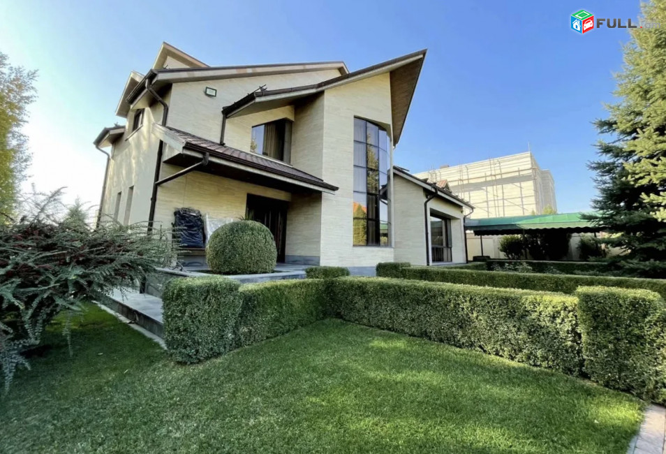IN0623  Երեք հարկանի քարե տուն Ձորաղբյուրում, 600 քմ, 3+ սանհանգույց, մեծ հողամաս, կապիտալ վերանորոգված