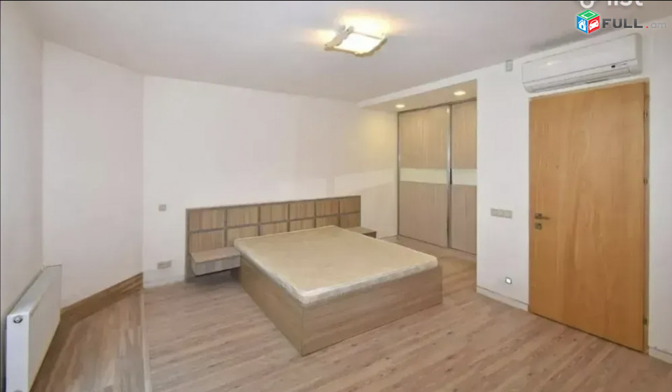 IN0661  Երեք հարկանի քարե տուն, Վահագնի Թաղամաս Աջափնյակում, 440 ք.մ., 3+ սանհանգույց
