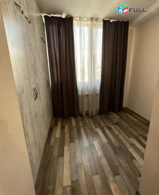 3 սենյականոց բնակարան Կոմիտասի պողոտայում, 90 ք.մ., կապիտալ վերանորոգված, քարե շենք