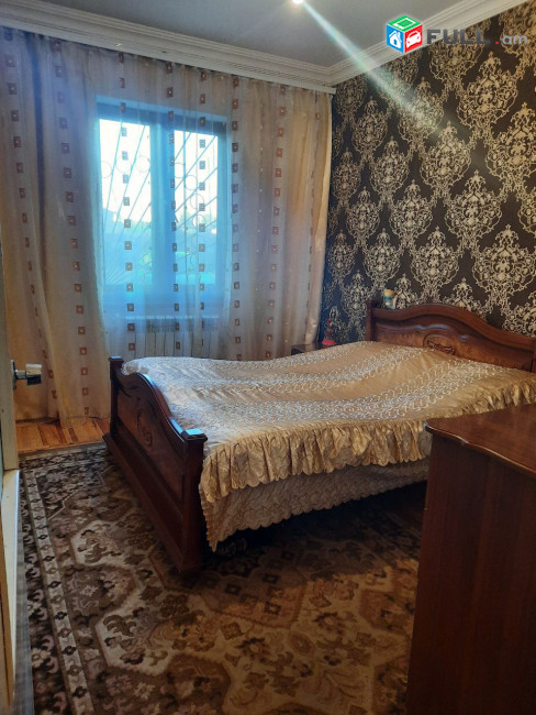 Վաճառվում է Բնակարան Ք.Աբովյանում 