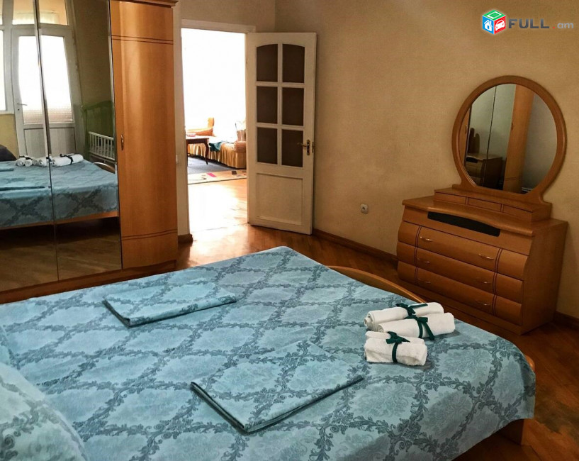 3-комн. квартира на ул. Езника Кохбаци, 81 кв.м.