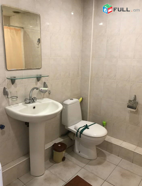 3-комн. квартира на ул. Езника Кохбаци, 81 кв.м.