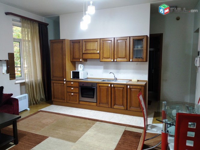 Կոդ 12-06  Երկարաժամկետ  1-2 սեն. բնակարան  Մոսկովյան  փողոց