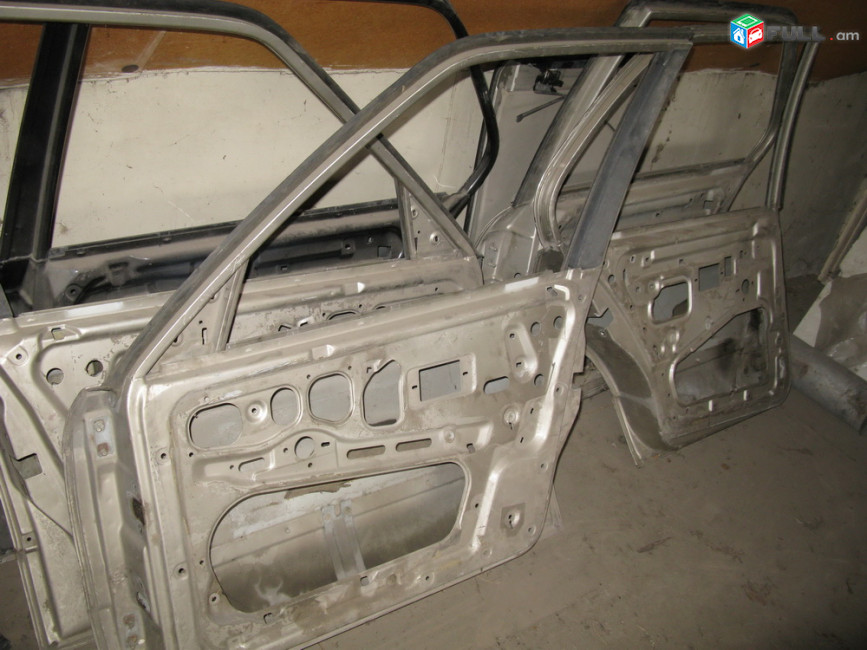 bmw e30 (xuliganka) door (դուռ)