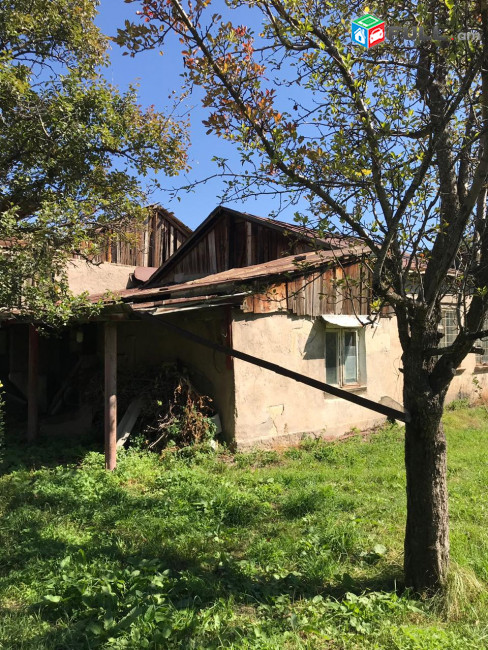 Одноэтажный каменный дом на ул. Баграмяна в Гарни, 84 кв.м., большой участок