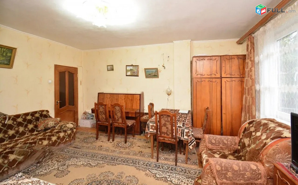 XS2-42 Վաճառվում է 2 սենյականոց բնակարան Աջափնյակում