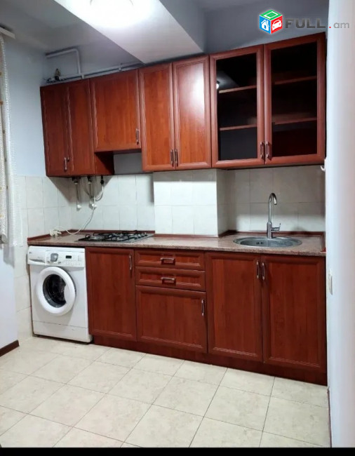 XS1-40 Վաճառվում է 1-2 սենյակ դարձրած Չեխով փողոցում