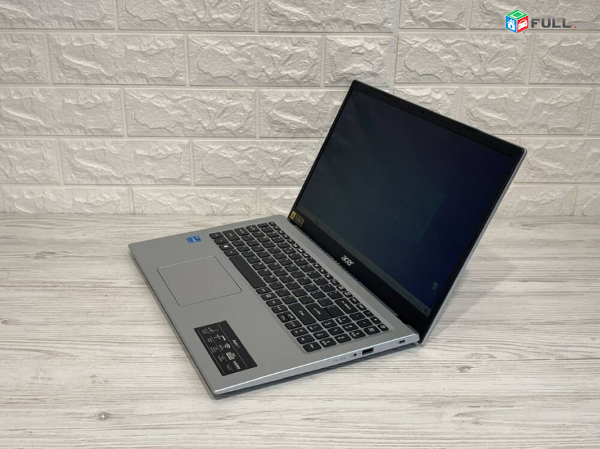 Նոթբուք acer aspir ssd120gb աշխատանքային շատ լավ վիճակ + նվեր նոթբուքի պայուսակ