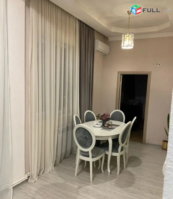 Վաճառվեւմ է 3 սենյականոց