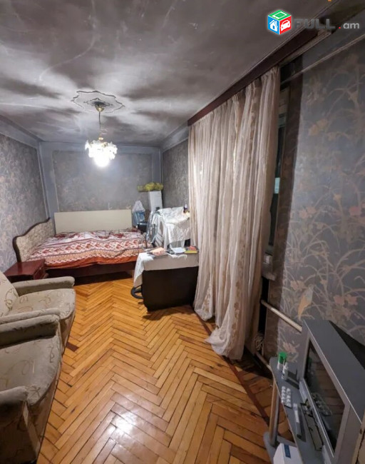 Բնակարան Շարուրի փողոցում