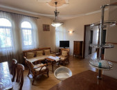2 սենյականոց բնակարան Աբովյան փողոցում, 62 քմ, բարձր առաստաղներ, եվրովերանորոգված, քարե շենք