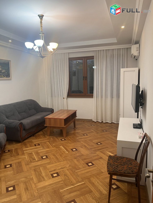 2 սենյականոց բնակարան Թումանյան փողոցում, 40 քմ, 3/9 հարկ, բարձր առաստաղներ, եվրովերանորոգված