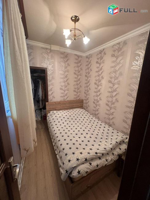 3 սենյականոց բնակարան, Նորաշեն թաղամաս, 61 քմ, 12/17 հարկ, կապիտալ վերանորոգված