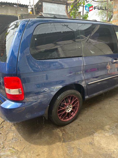 Kia Carnival , 2004թ.