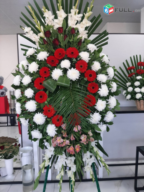 Ծաղկեպսակներ լյուքս դասի թարմ ծաղիկներից