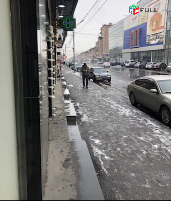 Առևտրային(կոմերցիոն)տարածք հարմար ցանկացած գործունեություն ծավալելու համար