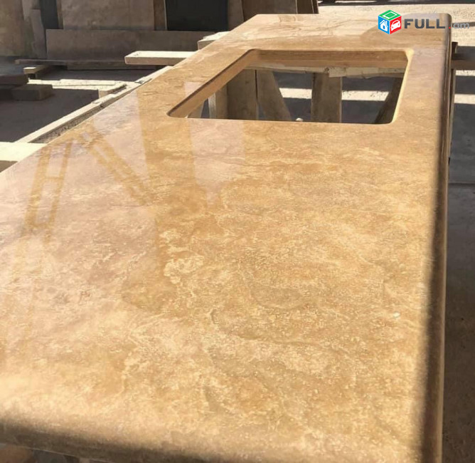 Տրավերտինից ստալեշնիցաներ սեղանածածկ