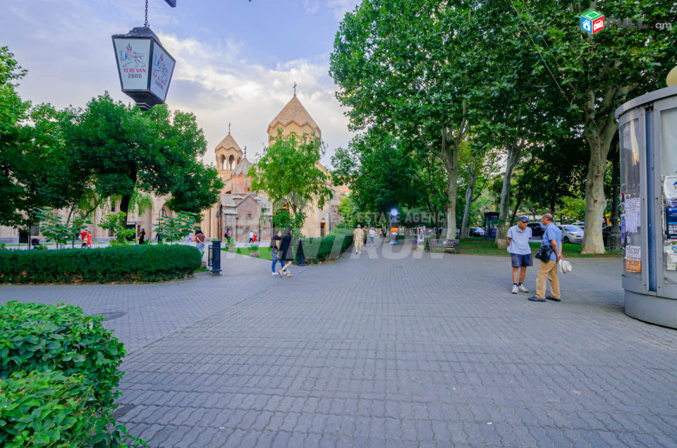 Աբովյան փողոց, 3 սենյակ