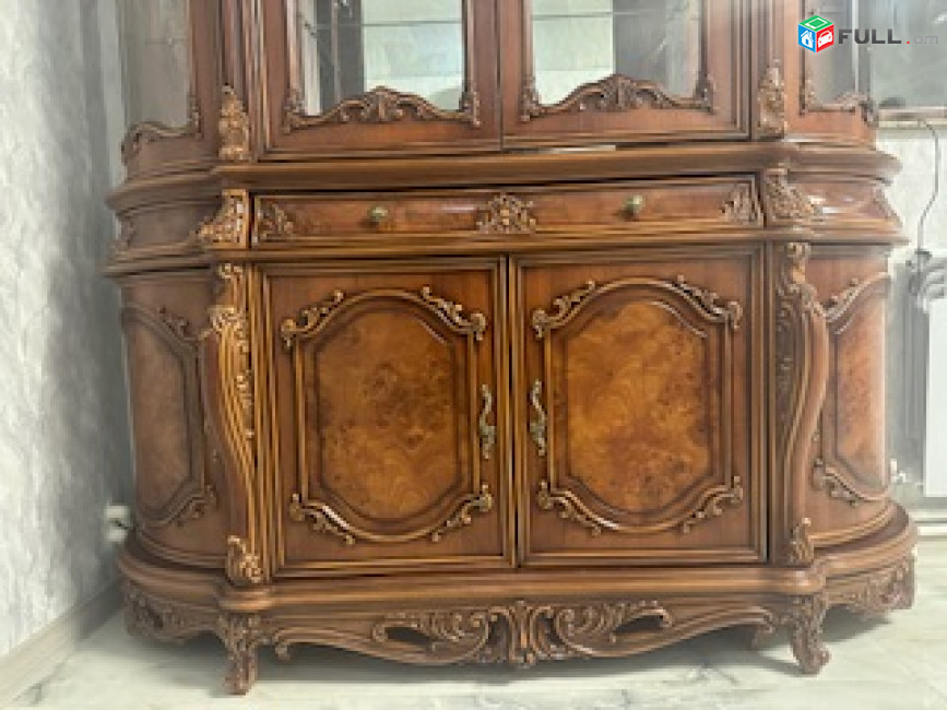 Սերվանդ,կոմոդ,շուշեղենի պահարան