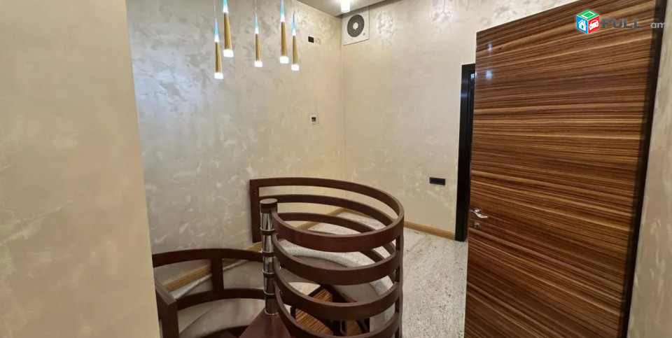 A0001-158/ Տերյան փողոցում հրաշալի դուպլեքս բնակարան