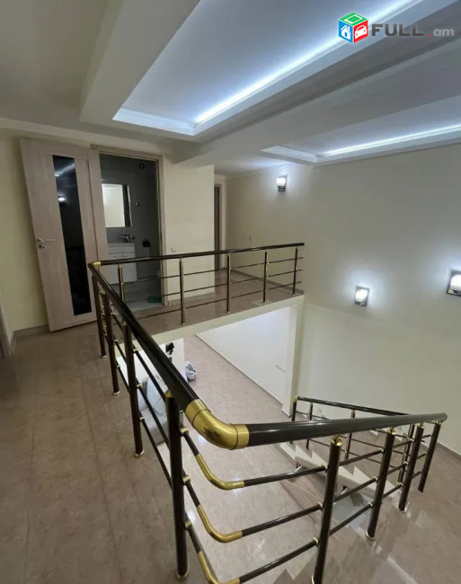 E0003-295/ 3 սենյականոց բնակարան Կոմիտասի պողոտայում