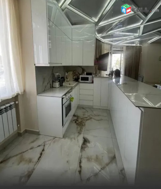 A0003-304/ Վարձով 2 սենյականոց բնակարան Նաիրի Զարյան փողոցում