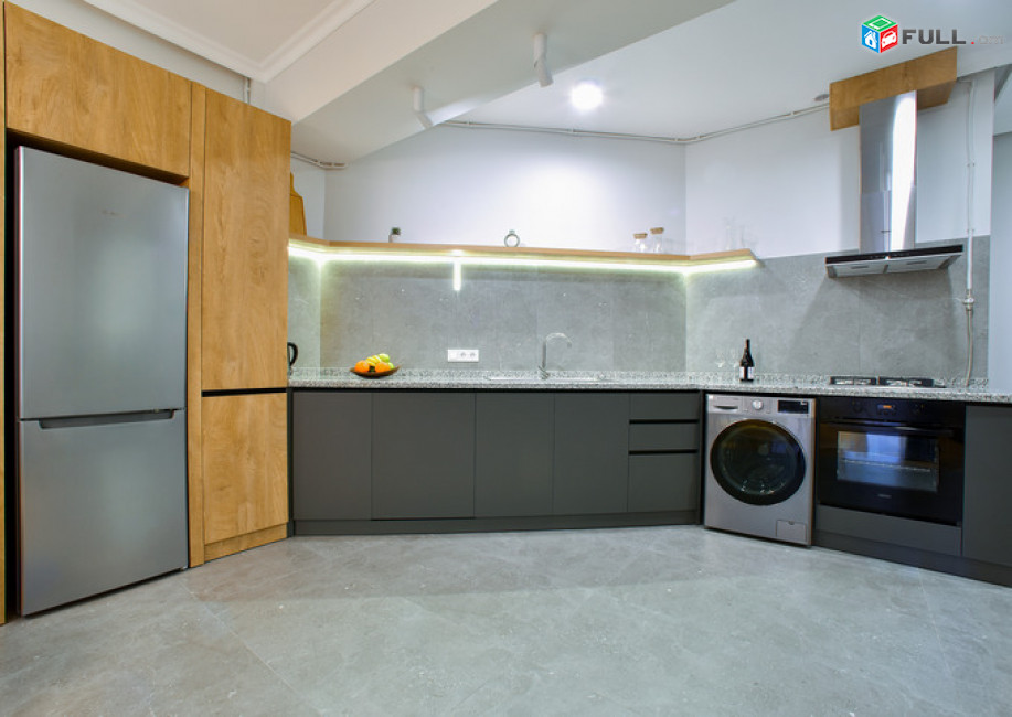 Deluxe Apartments