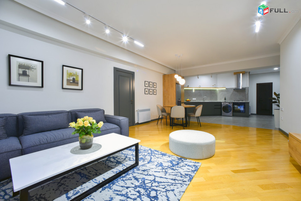 Deluxe Apartments