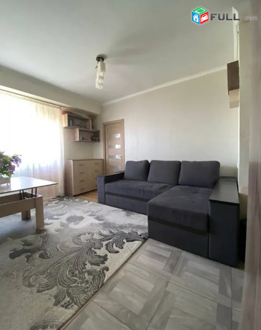 2 սենյականոց բնակարան Խաղաղ Դոնի փողոցում, 43 քմ, նախավերջին հարկ (Կոդ B2-035)