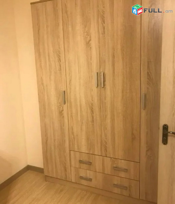 Վարձով է տրվում բնակարան Ադոնցի Փողոցում