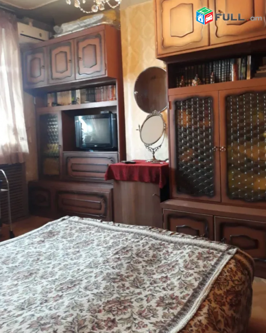 3 սենյականոց բնակարան Սայաթ-Նովայի պողոտայում