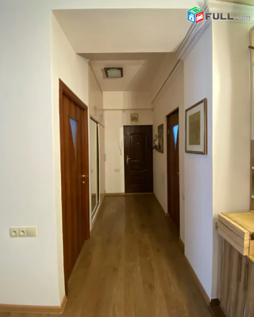 3 սենյականոց բնակարան նորակառույց շենքում,