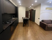 2 սենյականոց բնակարան Արամ Խաչատրյանի փողոցում, 43 քմ, 3/9 հարկ, դիզայներական ոճով վերանորոգված