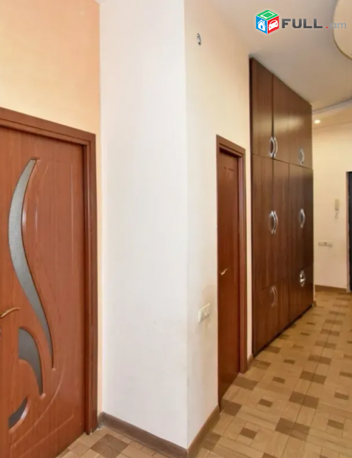 3 սենյականոց բնակարան նորակառույց շենքում