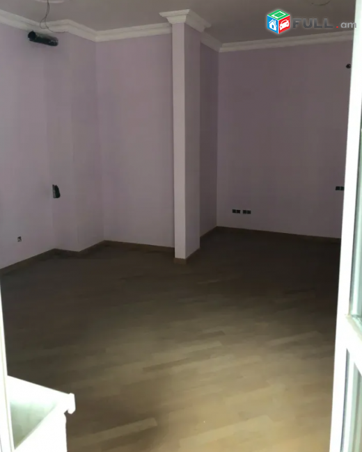 4 սենյականոց բնակարան նորակառույց շենքում