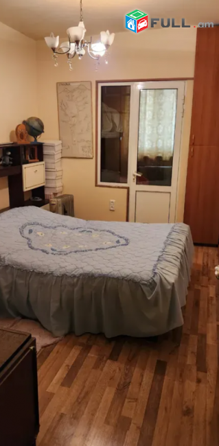 3 սենյականոց բնակարան Երվանդ Քոչարի փողոց