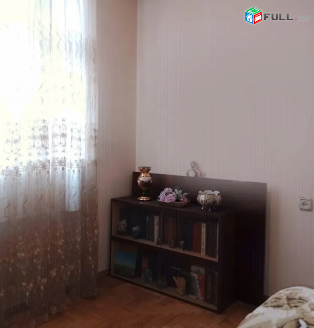 բնակարան Սարյան փողոցում, 40 քմ, 7/11 հարկ