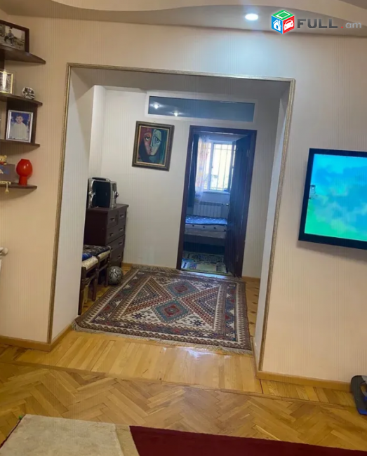 3 սենյականոց բնակարան Արամ Խաչատրյանի փողոցում, 67 քմ, 2/5 հարկ, 