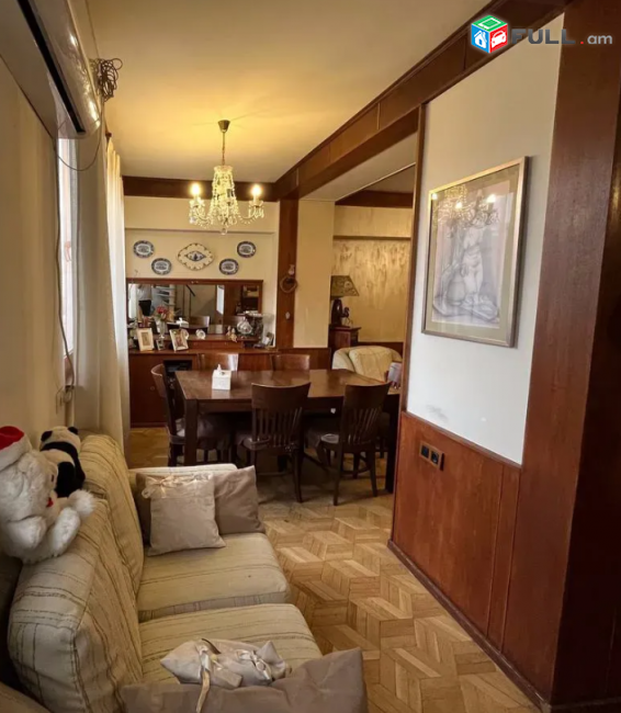 5 սենյականոց բնակարան Մոսկովյան փողոցում, 159 քմ