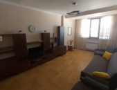 Մաշտոցի պողոտա 13/12 հարկ 53 քմ 