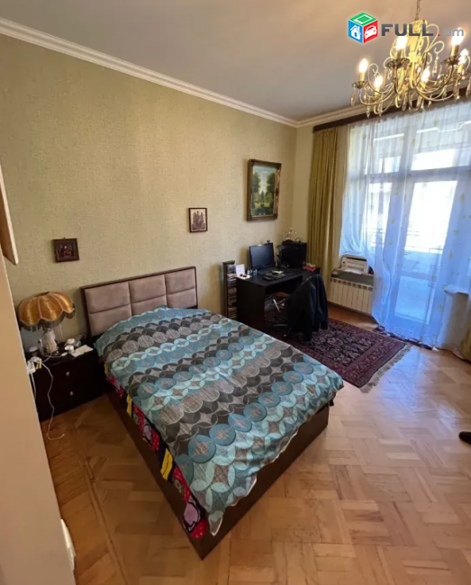 Թումանյան Փարպեցի խաչմերուկ, 4/3 հարկ, 120 քմ, կապիտալ վերանորոգված