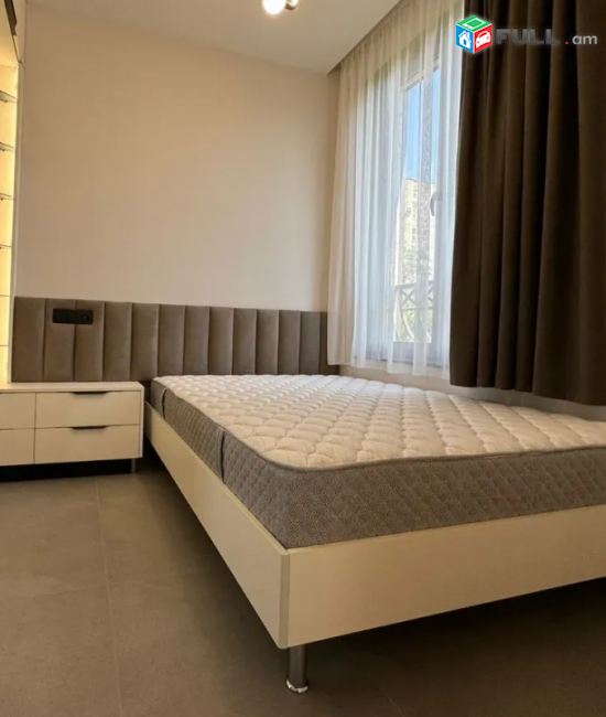 Տիգրան Մեծի պողոտա  37 քմ 5/4 հարկ 