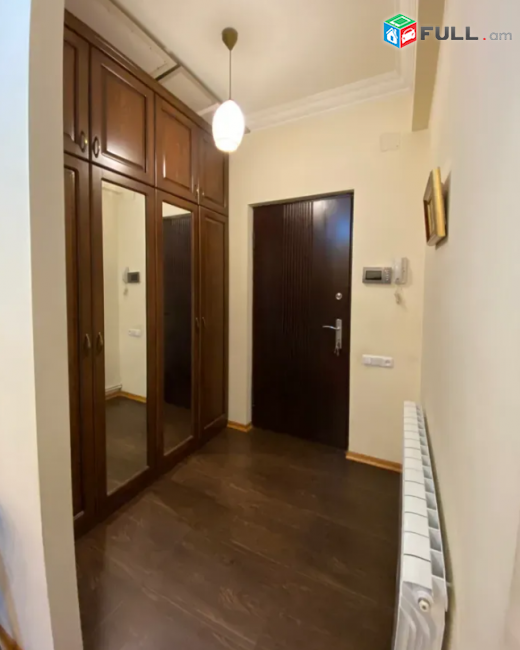 նորակառույց շենք, Պուշկին փողոց, 96 քմ, 8/10 հարկ