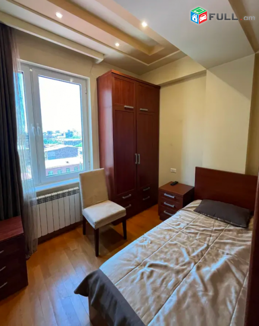  նորակառույց շենք, Պուշկին փողոց, 97 քմ, 8/10 հարկ