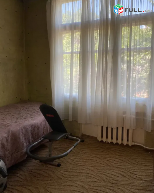 Կոմիտասի պողոտայում, 110 քմ, 2/5 հարկ, 2 սանհանգույց 