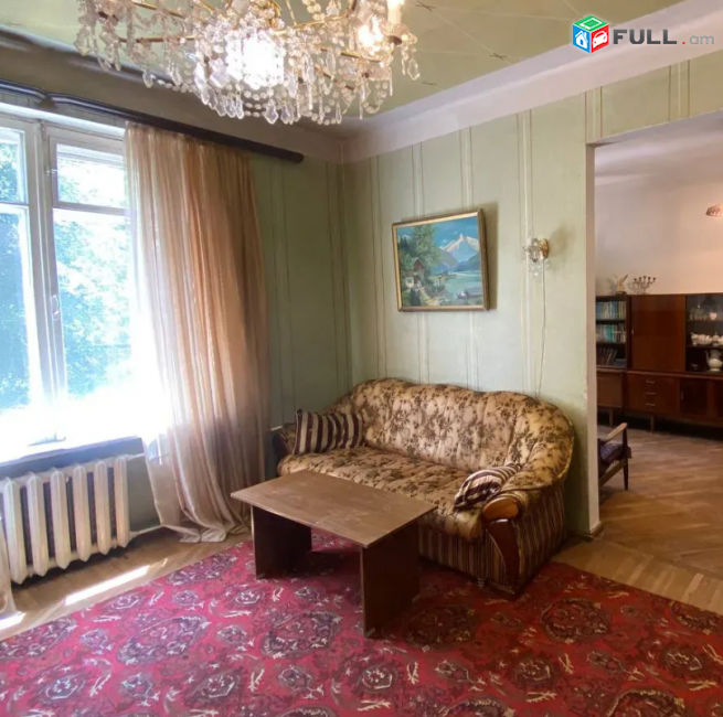 Կոմիտասի պողոտայում, 110 քմ, 2/5 հարկ, 2 սանհանգույց 